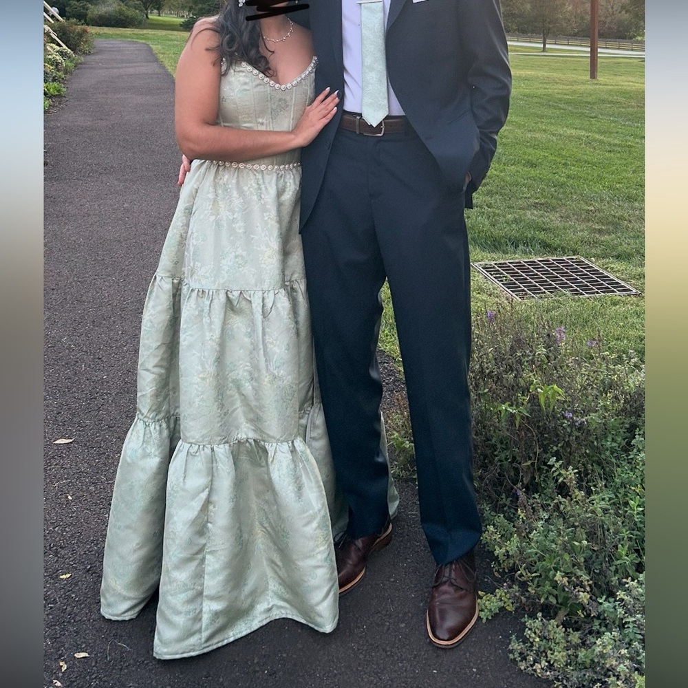 V. Chapman Light Green Tiered Gown